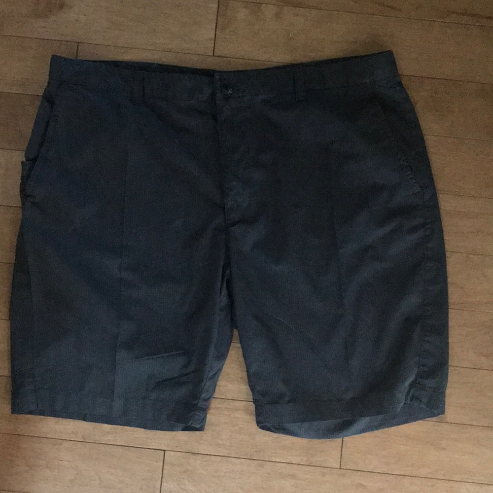 Men’s Joseph Abboud shorts
